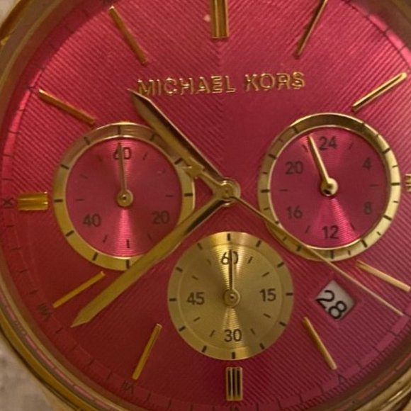 Michael Kors Watch - Picture 2 of 3